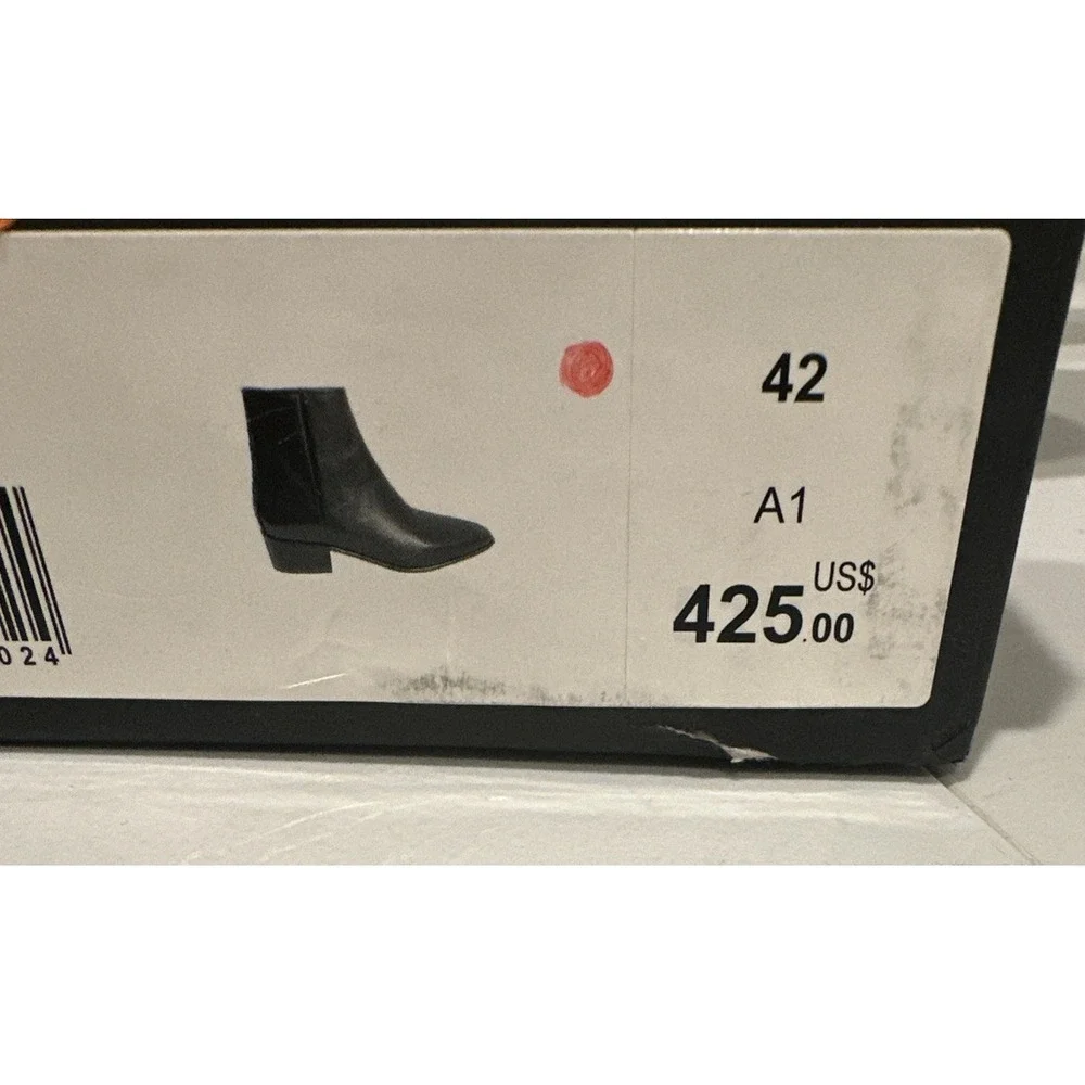 The Kooples Sze 42 US 8 Vestiaire Carry Over Smooth Leather Boots Side Zip Black